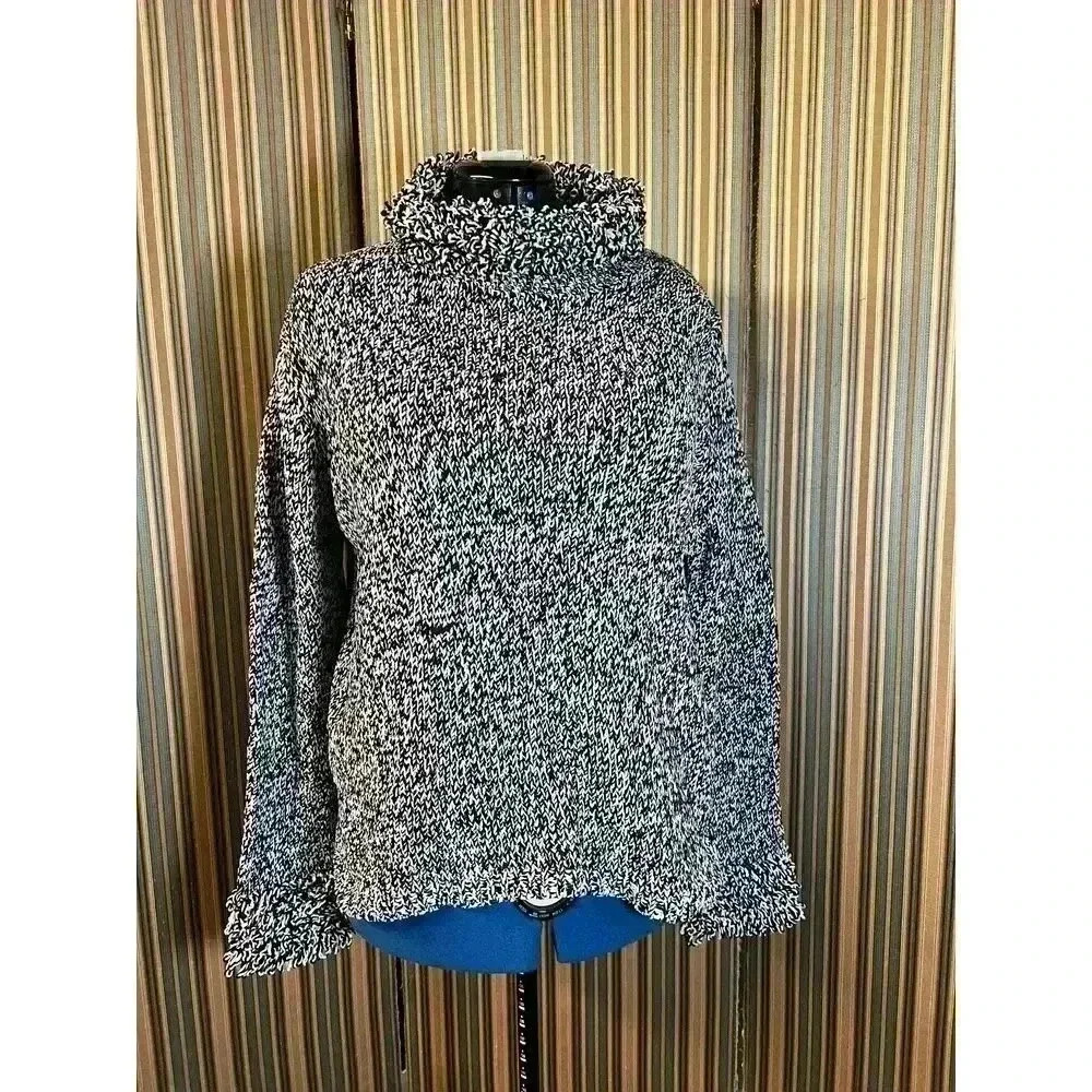 Cozy Black and White Marled Knit Sweater with Textured Cuffs and Collar